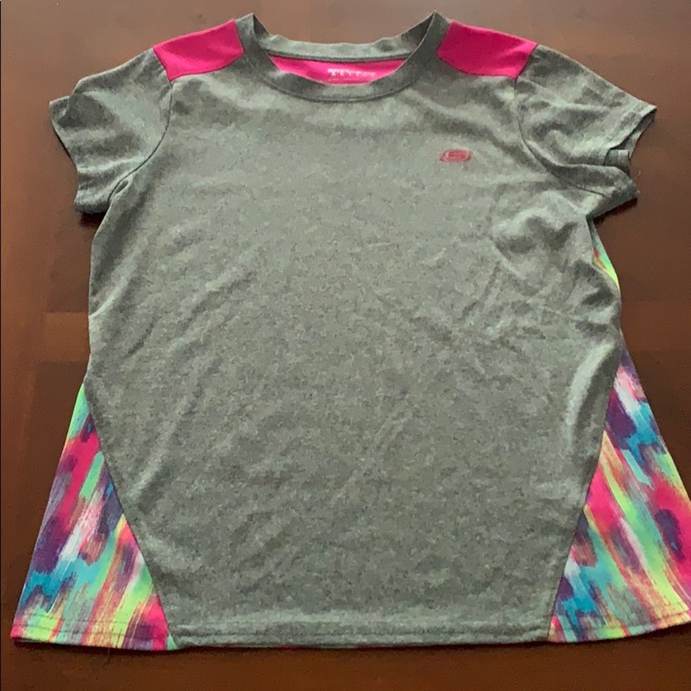 Girl’s short sleeve tee